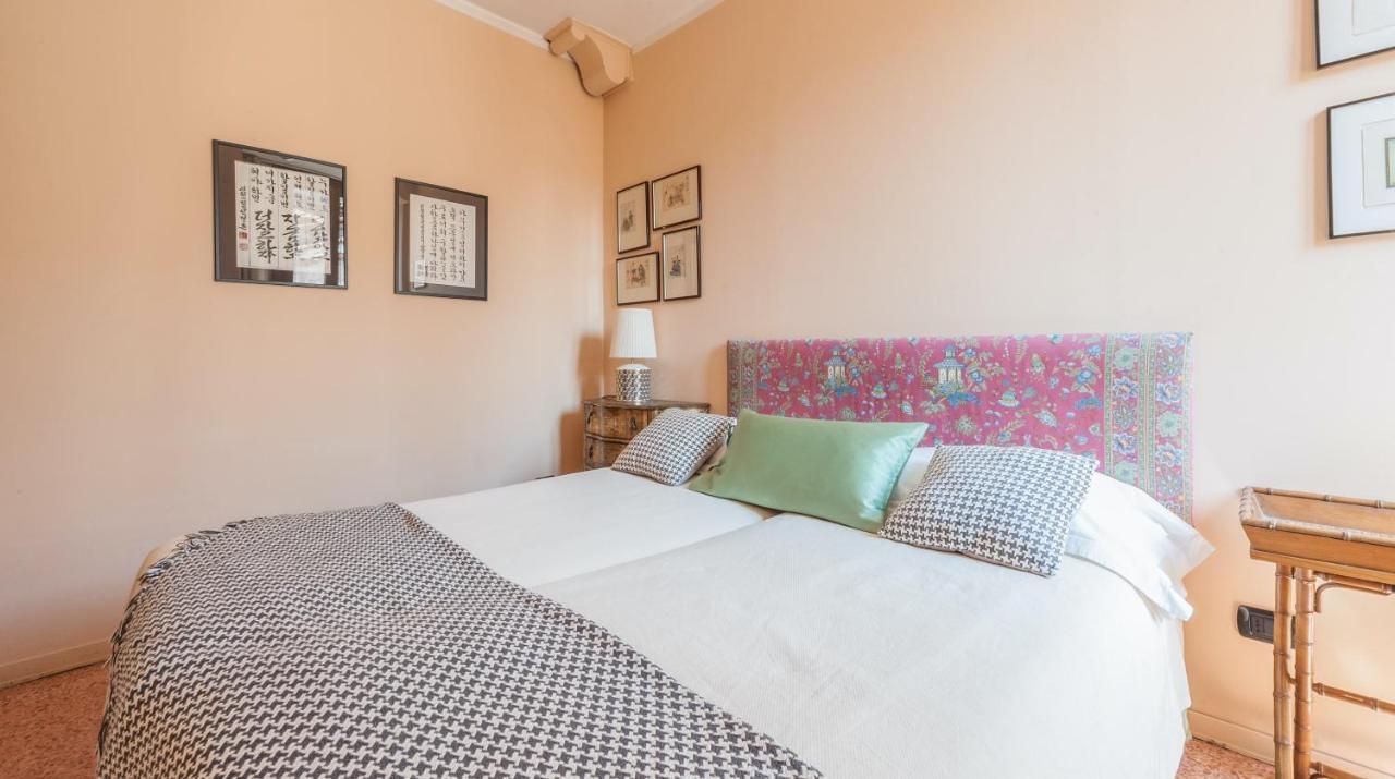 Stylish Renovated Apartment In The Heart Of The City Venice Luaran gambar